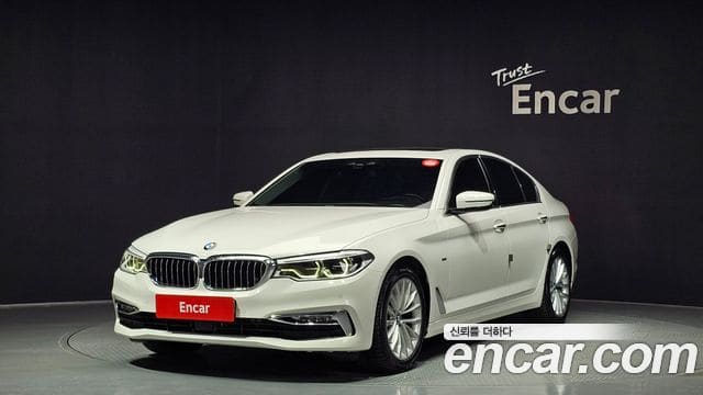 BMW 5 Series — фото 1