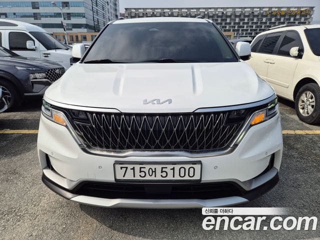 Kia Carnival — фото 1