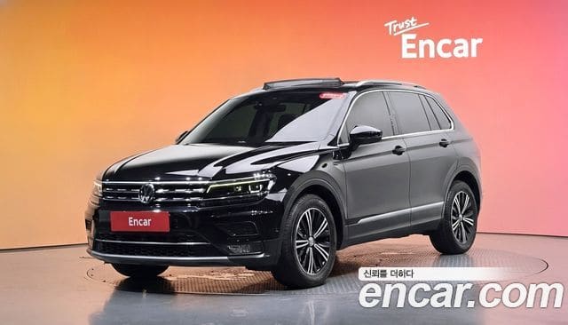 Volkswagen Tiguan — фото 1