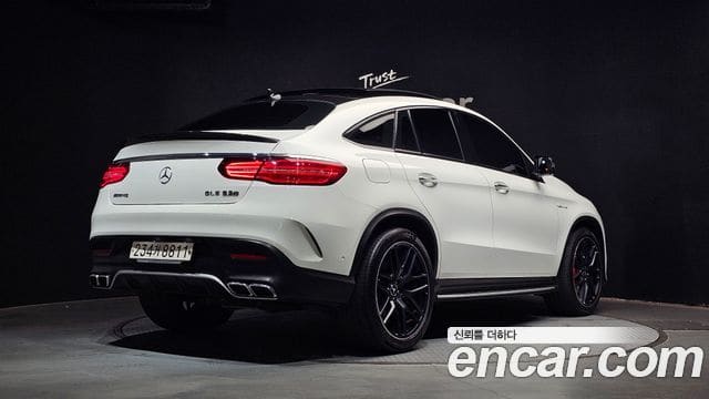 Mercedes-Benz GLE-Class — фото 1