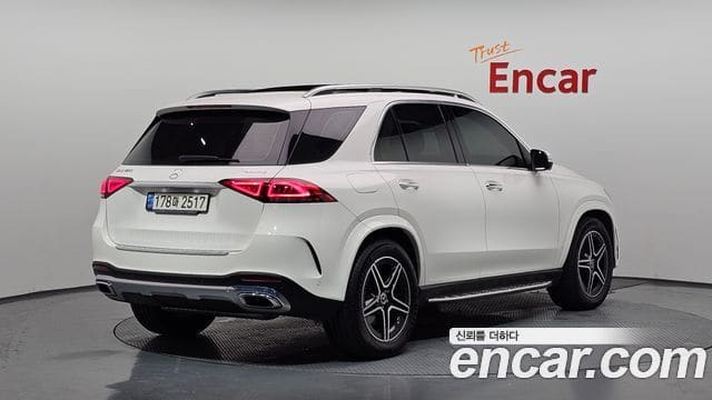 Mercedes-Benz GLE-Class — фото 1