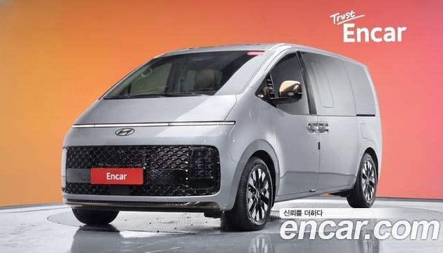 Hyundai Staria — фото 1