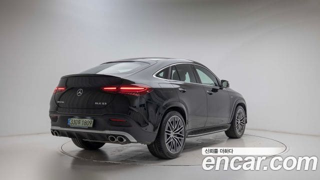 Mercedes-Benz GLE-Class — фото 1