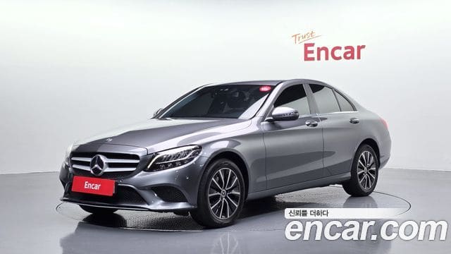 Mercedes-Benz C-Class — фото 1