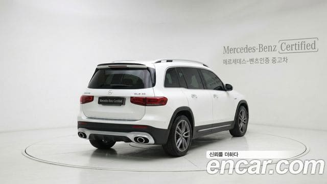 Mercedes-Benz GLB-Class — фото 1