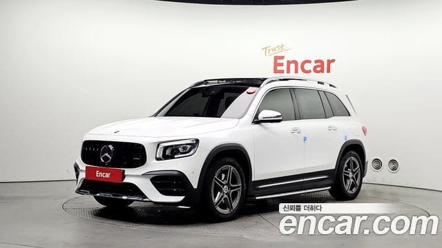 Mercedes-Benz GLB-Class — фото 1