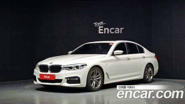 BMW 5 Series — фото 1