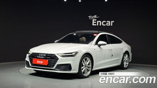 Audi A7 — фото 1