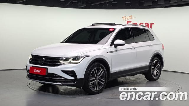 Volkswagen Tiguan — фото 1