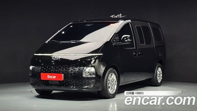 Hyundai Staria — фото 1