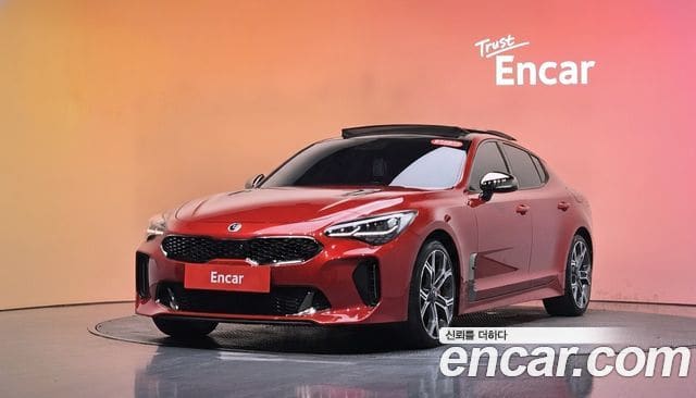 Kia Stinger — фото 1