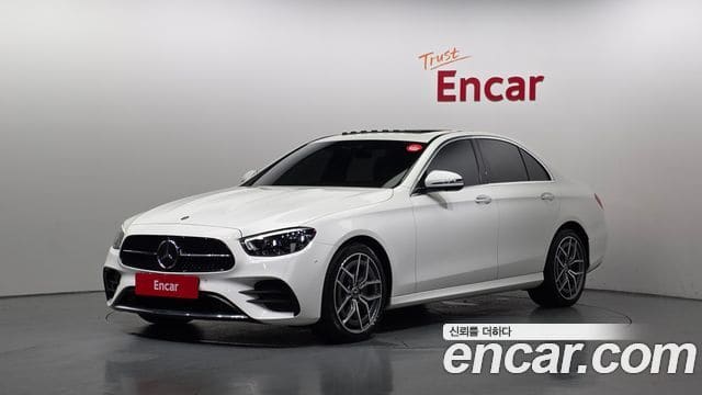 Mercedes-Benz E-Class — фото 1