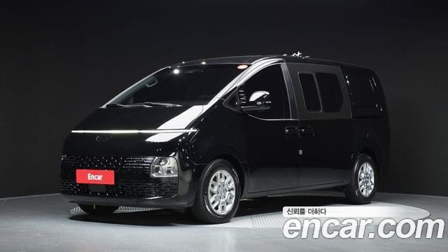 Hyundai Staria — фото 1