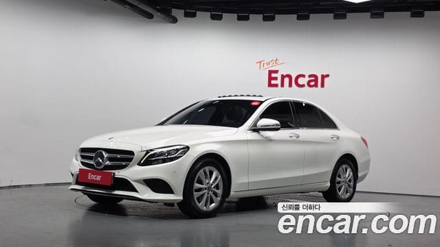 Mercedes-Benz C-Class — фото 1