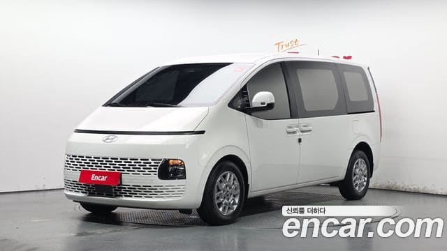 Hyundai Staria — фото 1