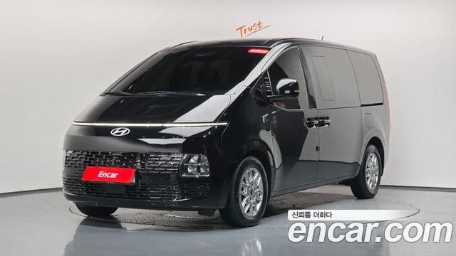 Hyundai Staria — фото 1
