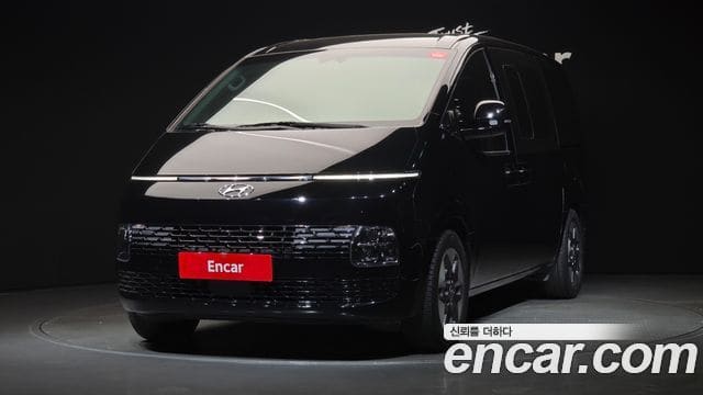 Hyundai Staria — фото 1