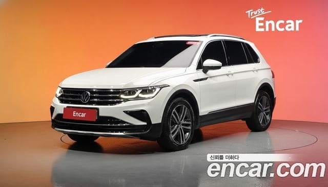 Volkswagen Tiguan — фото 1
