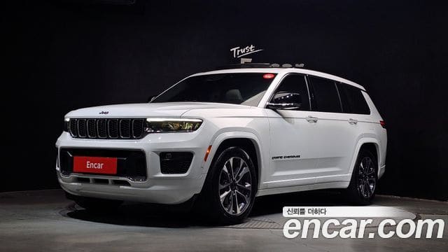 Jeep Grand Cherokee — фото 1