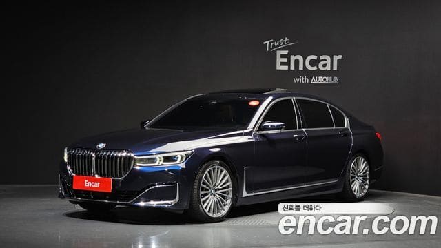 BMW 7 Series — фото 1