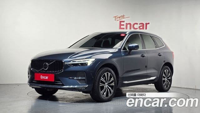 Volvo XC60 — фото 1