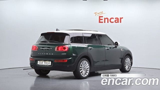 Mini Cooper Clubman — фото 1
