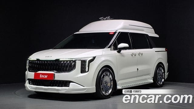 Kia Carnival — фото 1