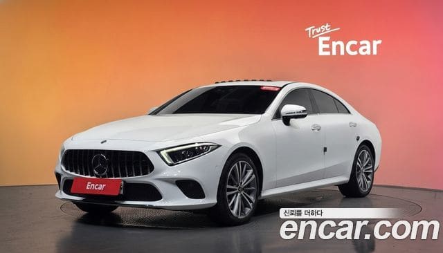 Mercedes-Benz CLS-Class — фото 1
