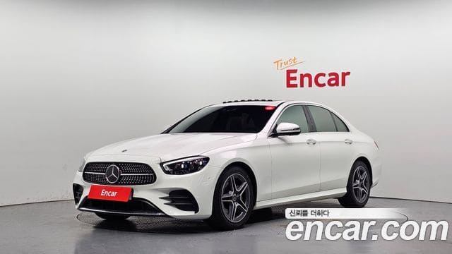 Mercedes-Benz E-Class — фото 1