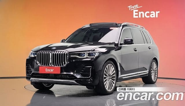 BMW X7 — фото 1