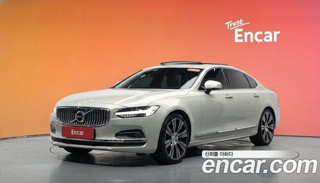 Volvo S90 — фото 1