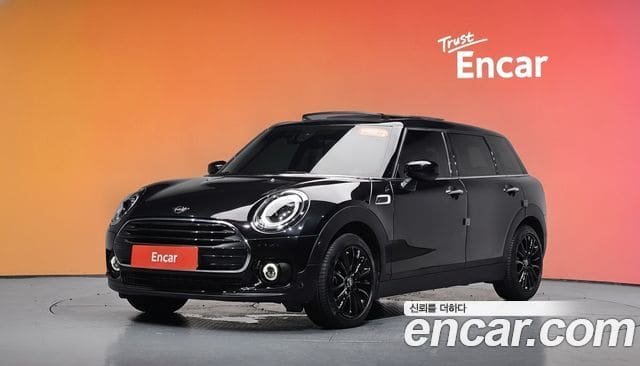 Mini Cooper Clubman — фото 1