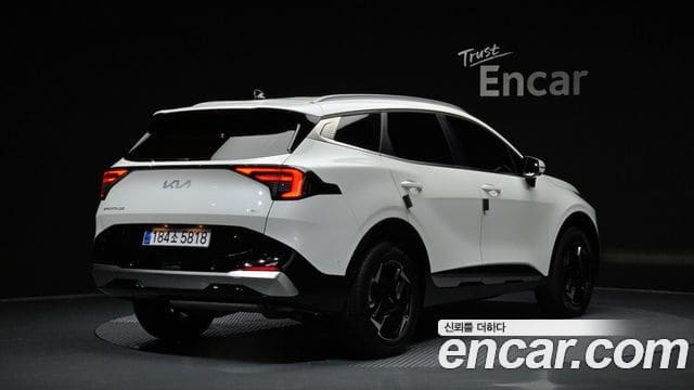 Kia Sportage — фото 1