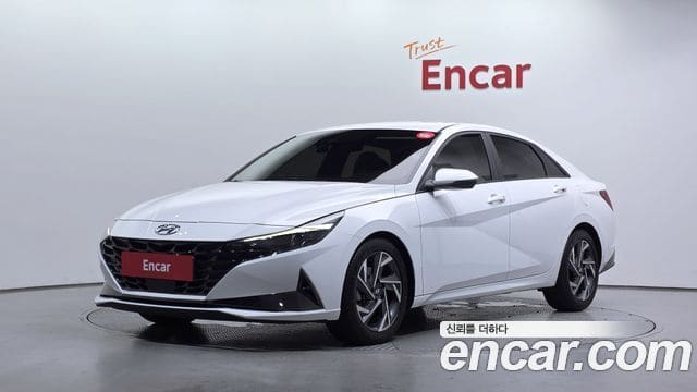 Hyundai Avante — фото 1