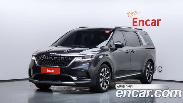 Kia Carnival — фото 1