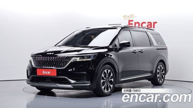 Kia Carnival — фото 1