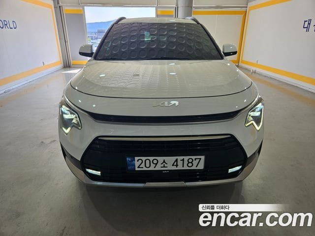 Kia Niro — фото 1