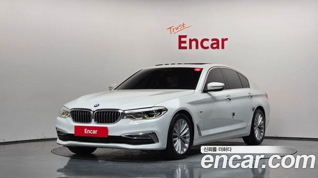 BMW 5 Series — фото 1