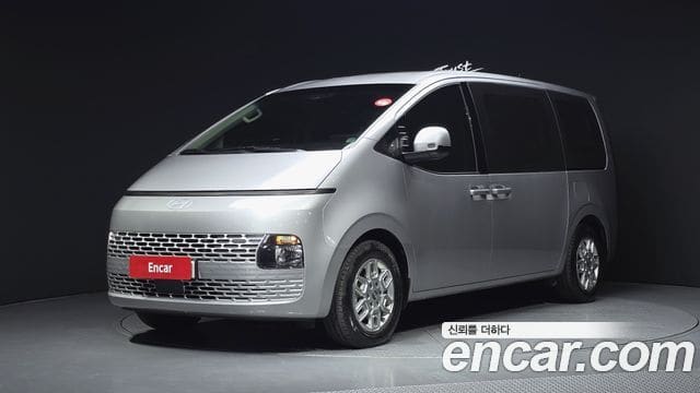 Hyundai Staria — фото 1