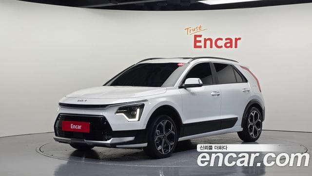 Kia Niro — фото 1