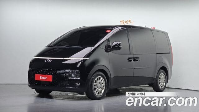Hyundai Staria — фото 1