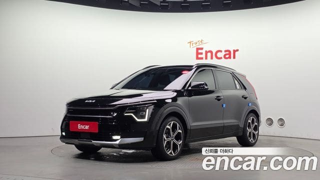 Kia Niro — фото 1