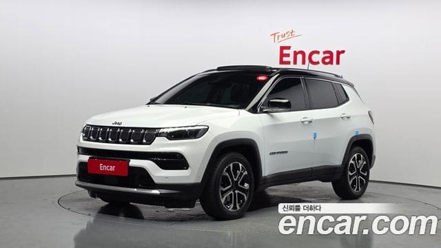 Jeep Compass — фото 1