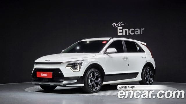 Kia Niro — фото 1
