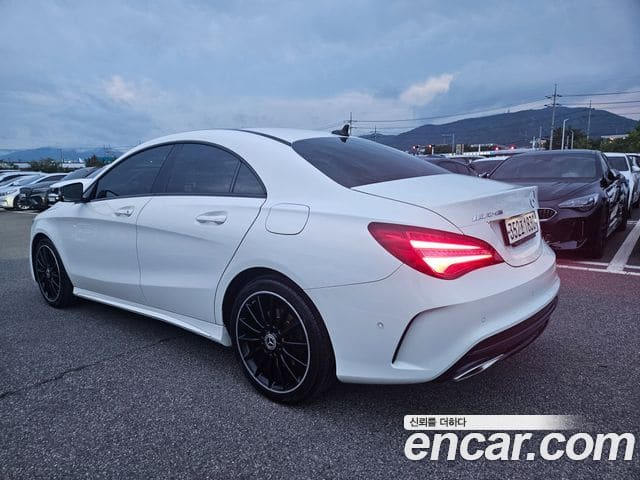 Mercedes-Benz CLA-Class — фото 1