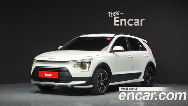 Kia Niro — фото 1