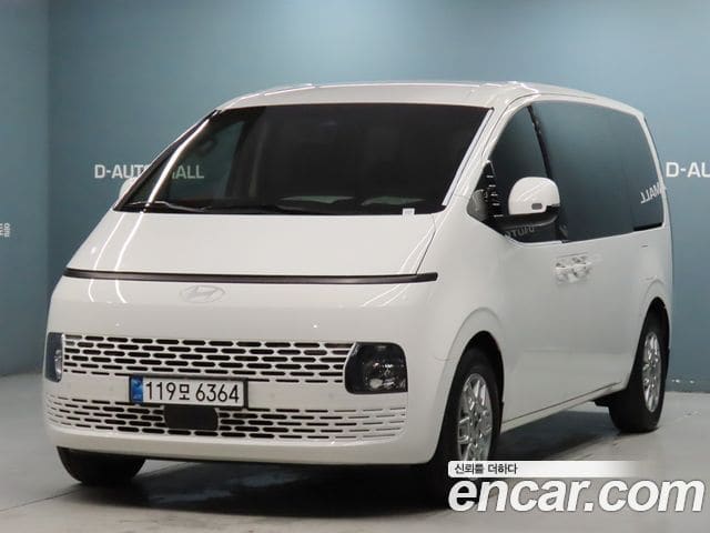 Hyundai Staria — фото 1