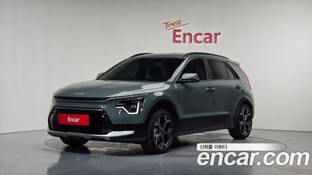 Kia Niro — фото 1