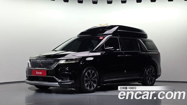 Kia Carnival — фото 1