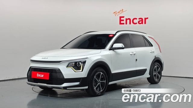 Kia Niro — фото 1